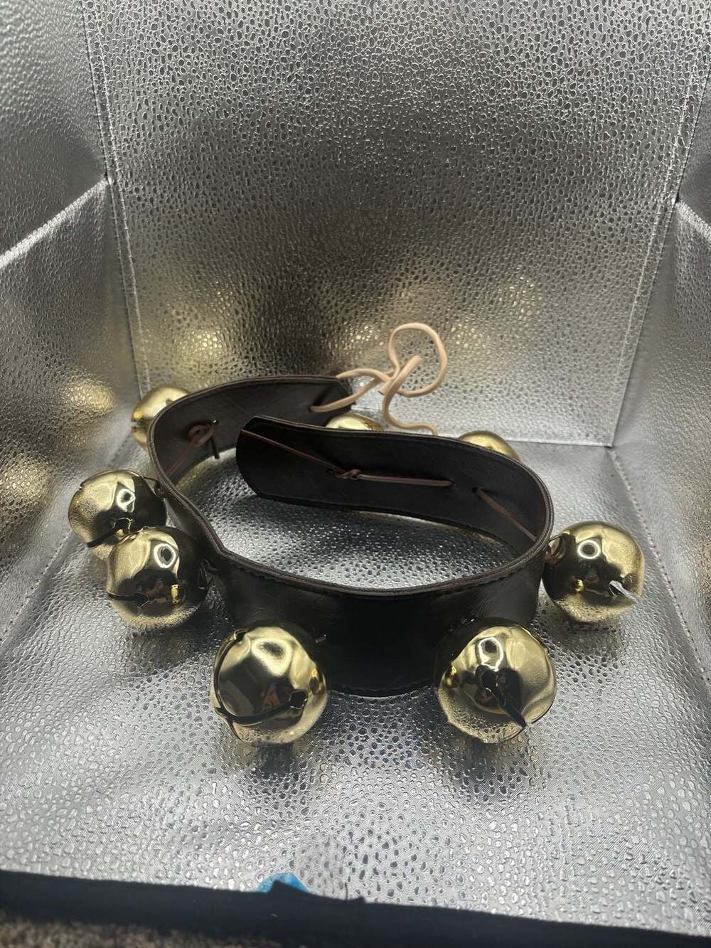 VTG Santa Reindeer Sleigh 8 Bells Jingle Brown Leather Strap 23" Gold Bells